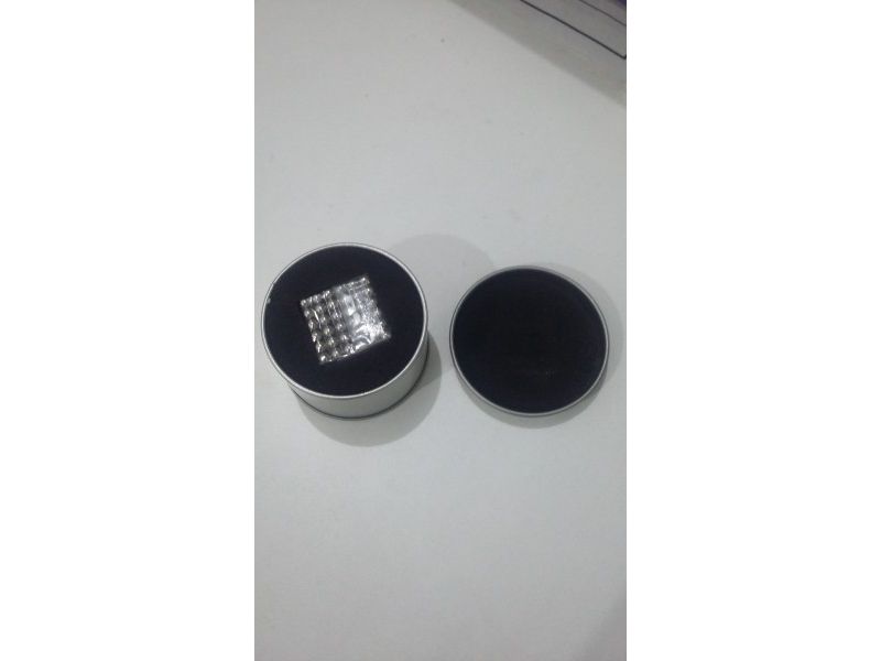 Neo Cube